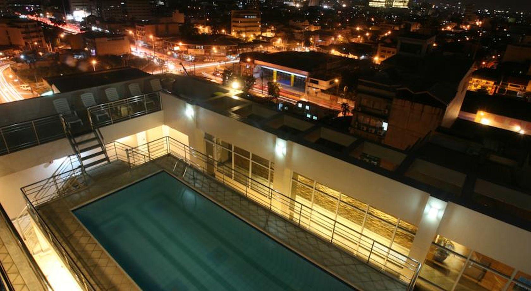 Herald Suites Solana Makati City Dış mekan fotoğraf
